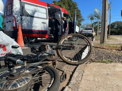 Imagem da notícia Ciclista fica ferida em colisão com caminhonete em Três Lagoas